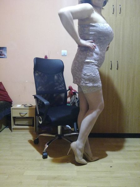 EvelyneFlirtyMilf Photo EvelyneFlirtyMilf Photo