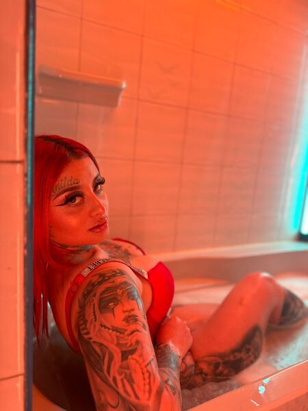 HannaPetite Photo HannaPetite Photo