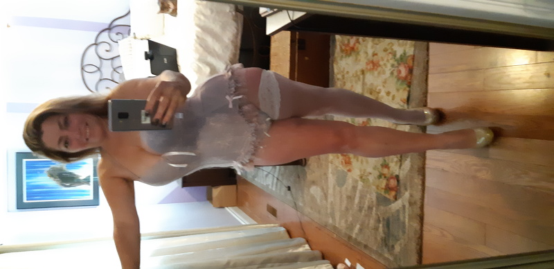 Viven_Brooks Photo Viven_Brooks Photo