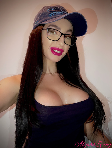 AlyssaSpicy Photo