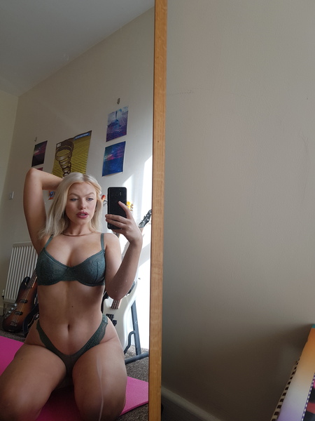 Naughtynina21 Photo Naughtynina21 Photo
