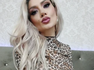 AmyraJo Live Cam