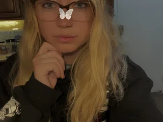 SkyJonesXO Live Cam