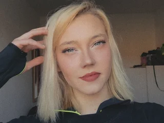 SweetHotSarah Live Cam