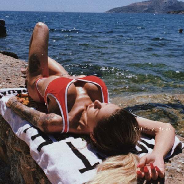 Ashley_Haze Photo Ashley_Haze Photo