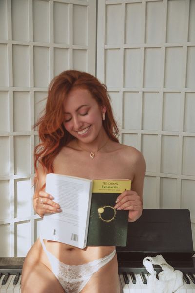 LindsayDonovan Photo