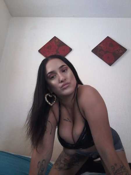 TiannaRose Photo