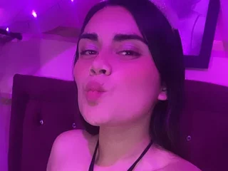 HannaSquirtMilk Live Cam