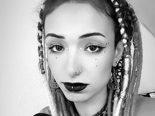 MiraLikesYou Live Cam