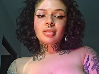 Moira_Midnite Live Cam