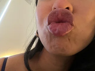 XXXSKYXXX Live Cam