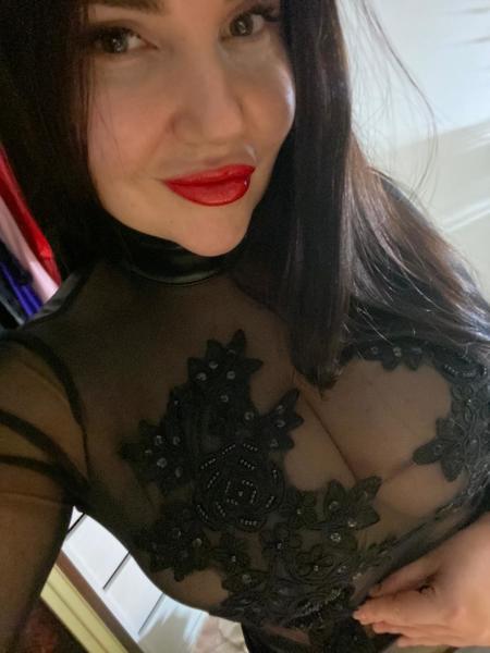 LikeAPearl Photo LikeAPearl Photo