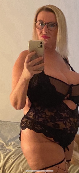 SiennaLush Photo SiennaLush Photo