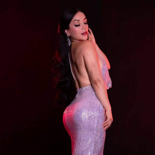 ALANNAWOLFF Photo ALANNAWOLFF Photo