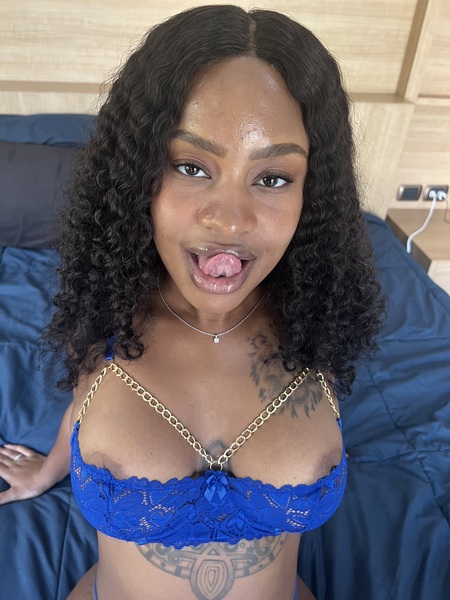 AngelicHazel Photo