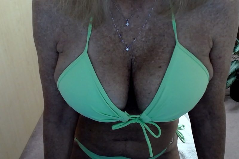 Redhotwifey Photo Redhotwifey Photo