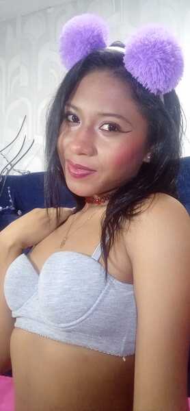 SairaPinky Photo SairaPinky Photo