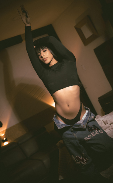IsabelleFoxxi Photo IsabelleFoxxi Photo