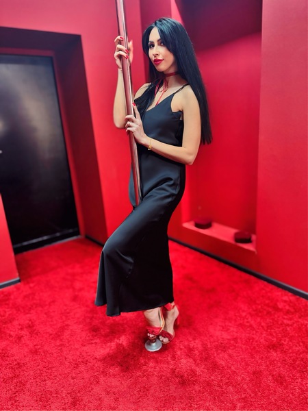 IsabellaMori Photo