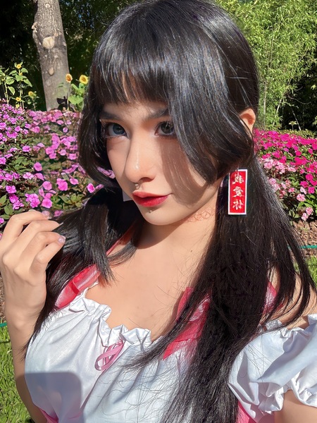 SabriPetite Photo SabriPetite Photo