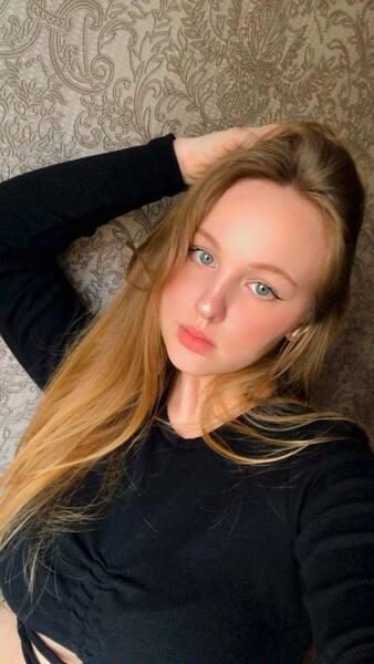 LylaYeess Photo LylaYeess Photo