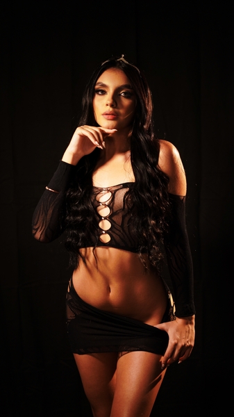 SamiLewis Photo