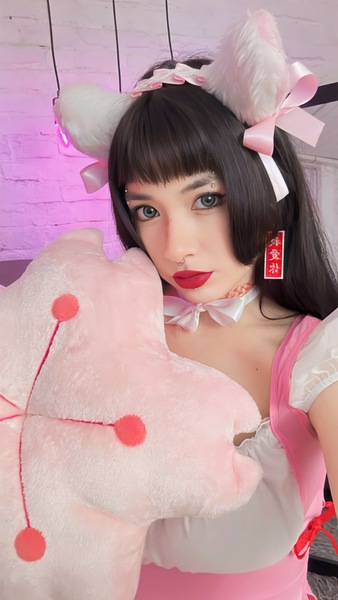 SabriPetite Photo SabriPetite Photo