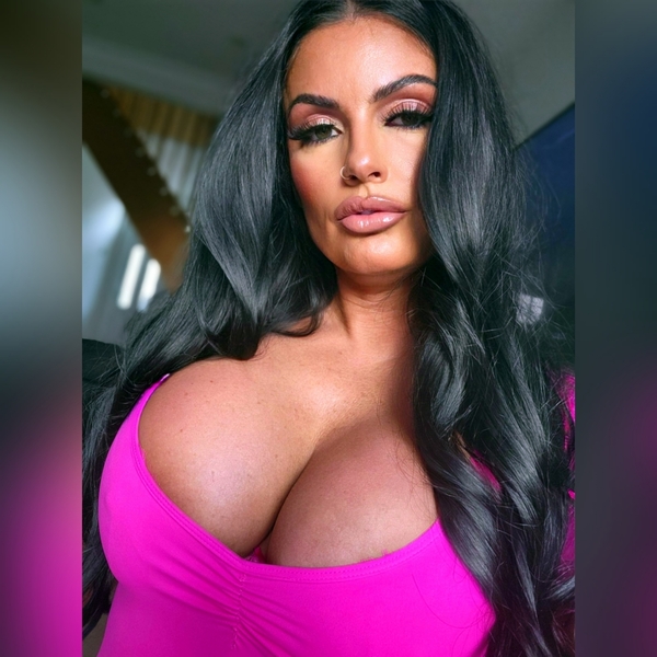 BellaVixen23 Photo BellaVixen23 Photo
