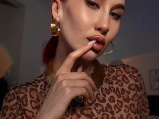 Alexa_aaa Live Cam