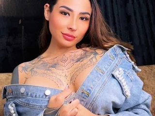 EmiliMontero Live Cam