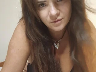 IrishMilfMolly Live Cam