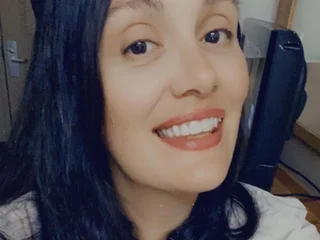 IsabellaSarai Live Cam