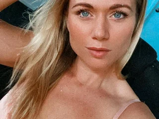 KateDivineUK Live Cam