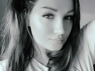 PrincessLiya Live Cam