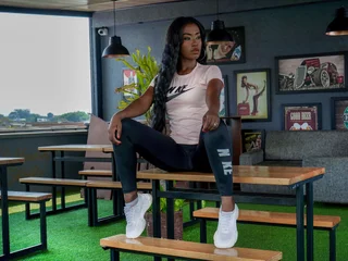 VanneRose Live Cam
