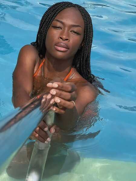 IvannaRoss Photo IvannaRoss Photo