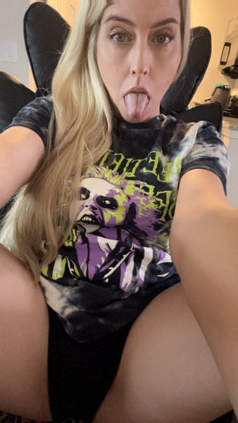 KayBayBees Photo KayBayBees Photo