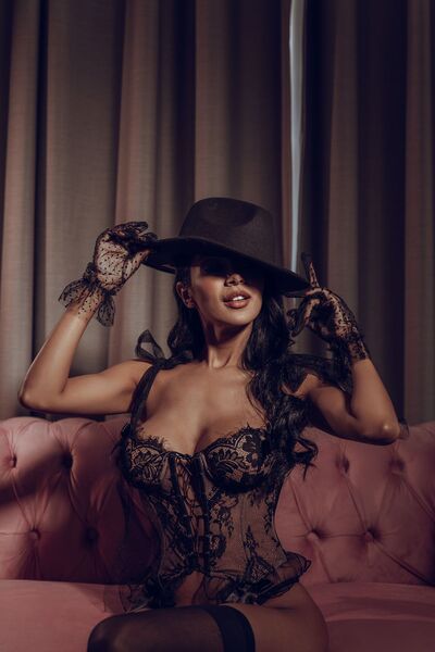 AnnyHoney Photo AnnyHoney Photo