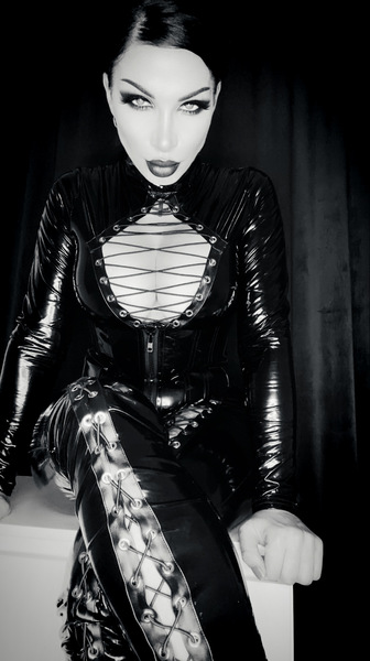 ElektraSheDemon Photo