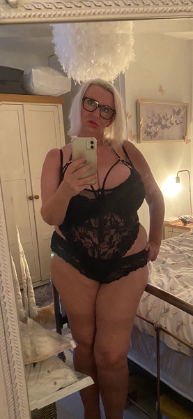 SiennaLush Photo SiennaLush Photo