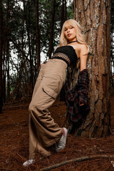 AnnieJuless Photo AnnieJuless Photo