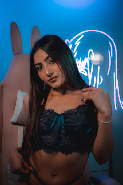 AlessaShepherd Photo