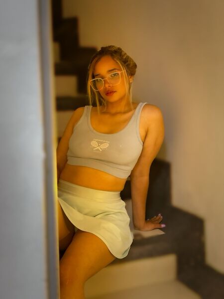 OliviaaFox Photo OliviaaFox Photo