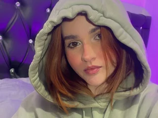 whiteateneaa Live Cam