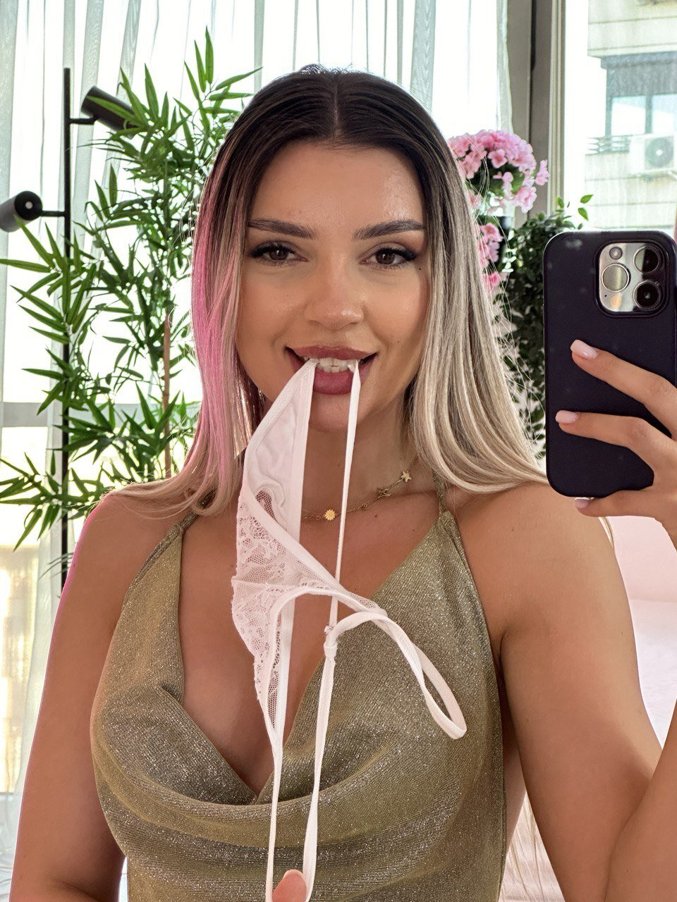 Soopreme_Tease_Babe Photo Soopreme_Tease_Babe Photo