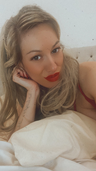 HomewreckerJessica Photo HomewreckerJessica Photo