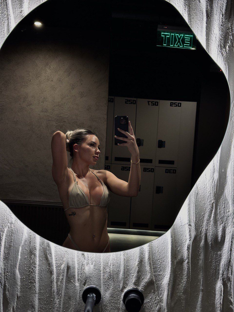 Soopreme_Tease_Babe Photo Soopreme_Tease_Babe Photo