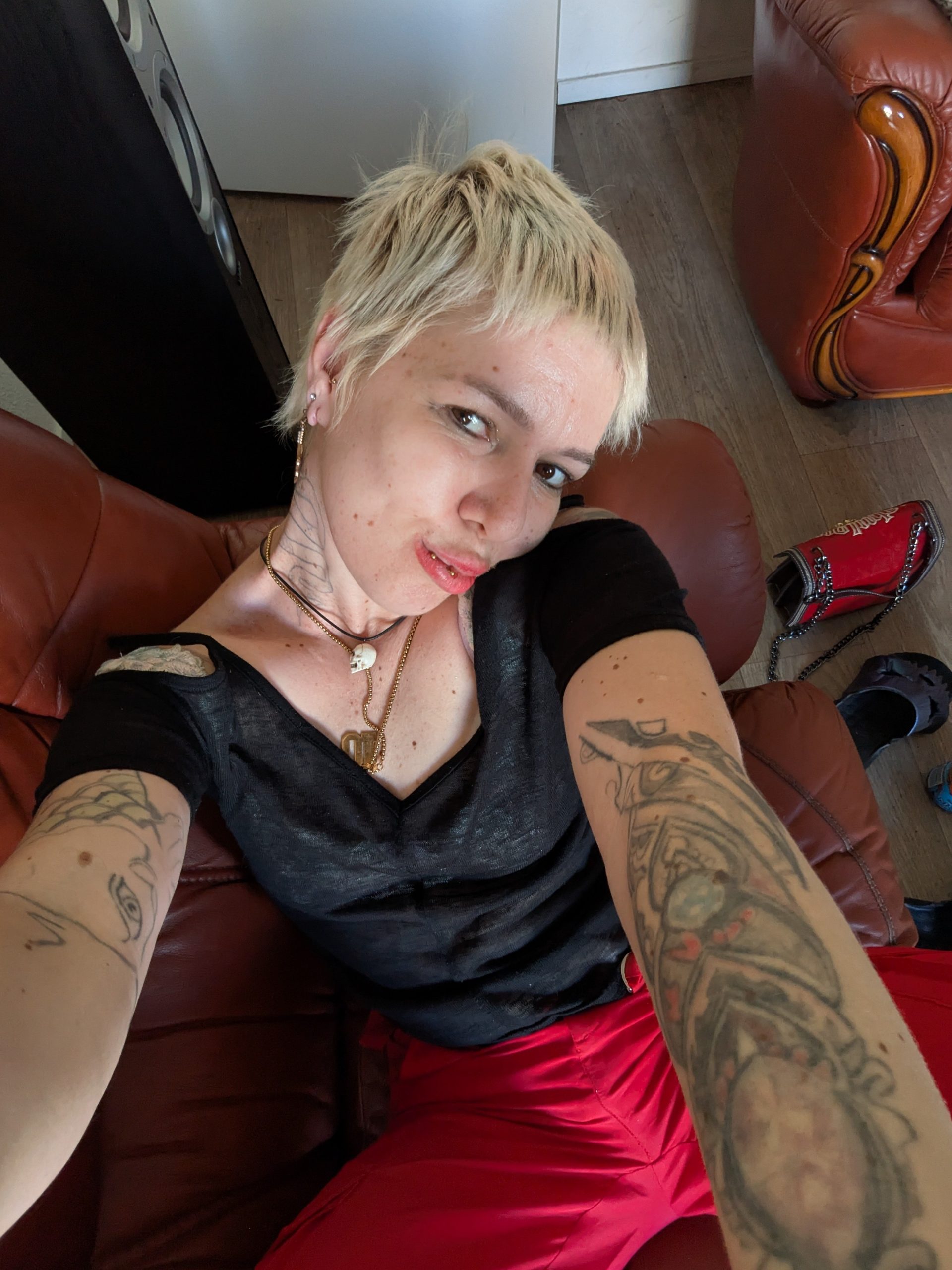 ToughestDiamond Photo ToughestDiamond Photo
