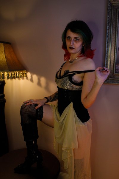 MaeveFox Photo