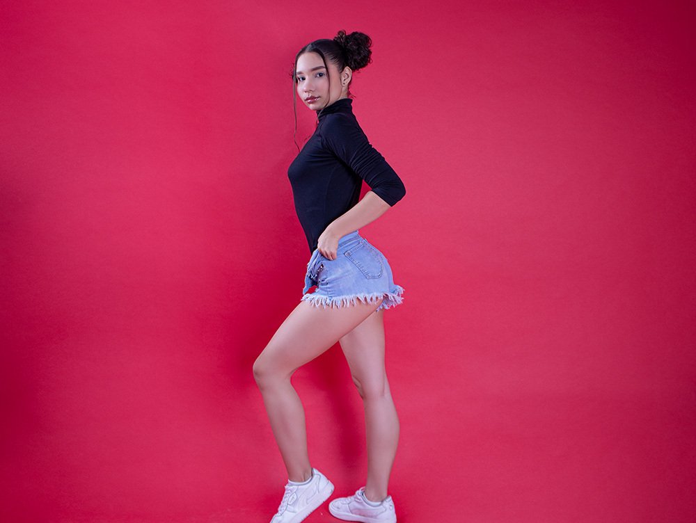MaiaBrow Photo